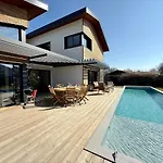 فيلة Piscine Pour 8 Personnes Proche Arcachon غوجان-ميستراس