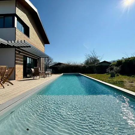 Vila Piscine Pour 8 Personnes Proche Arcachon *